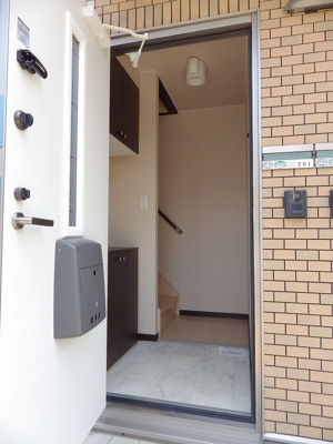 【玄関】 | ハッピータウンＥ棟 | 別号室参考写真