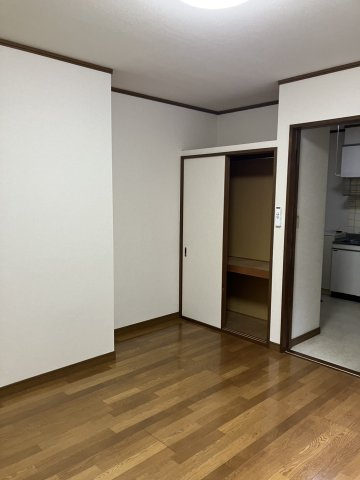 メゾンアルデバランの内装