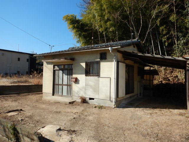 倉敷IC近くの倉庫の外観