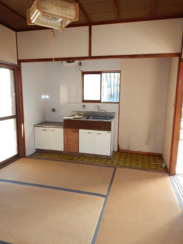 倉敷IC近くの倉庫の内装