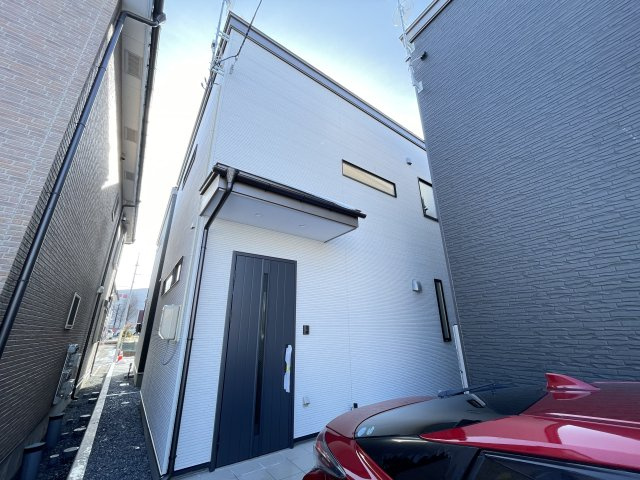 新築建売　八戸市類家字堤端B棟の外観