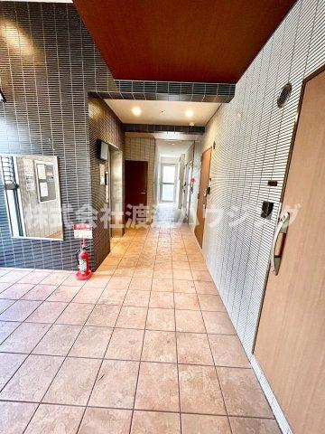 SCENE　TREのエントランス