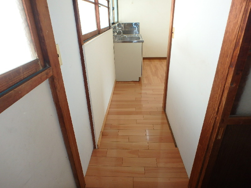 S0278R　笹本アパートの内装