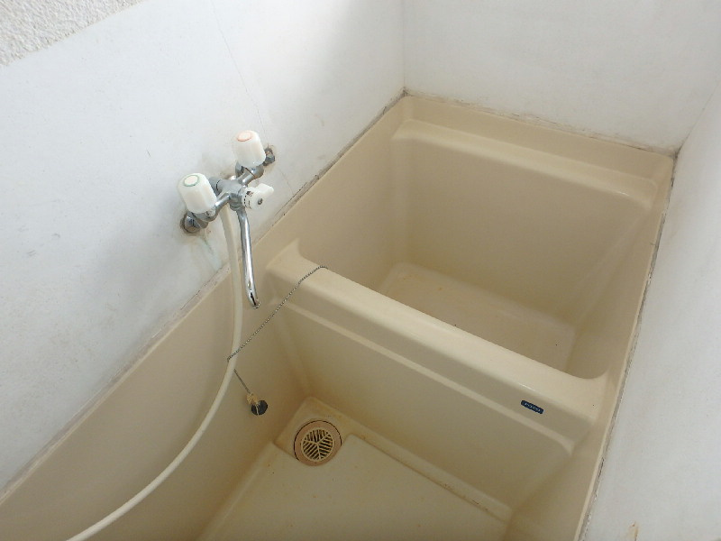 S0278R　笹本アパートの浴室