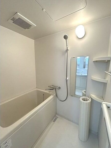 サンライズ御瑞宝Iの浴室