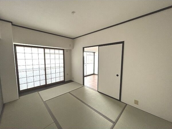 サンライズ御瑞宝Iの和室