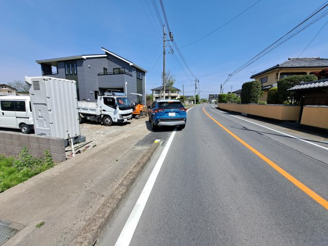 新築　前橋市公田町　Liveie Garden.S　１号棟の前面道路含む現地写真|現地写真　東側接道幅員約9ｍ