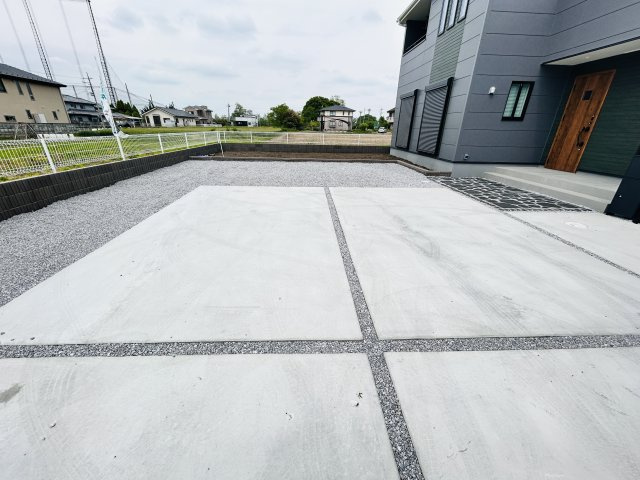 新築　前橋市公田町　Liveie Garden.S　１号棟の駐車場|現地写真　駐車スペースは並列2台分可能です！
