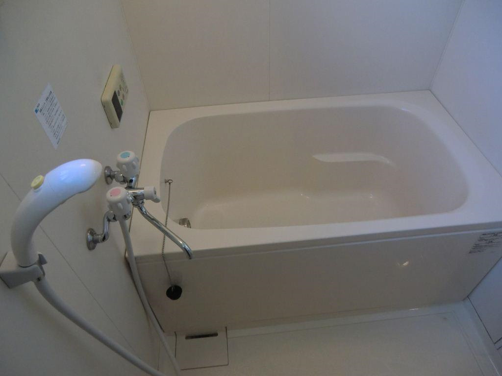 レジェンサンフラワーIの浴室|お風呂です