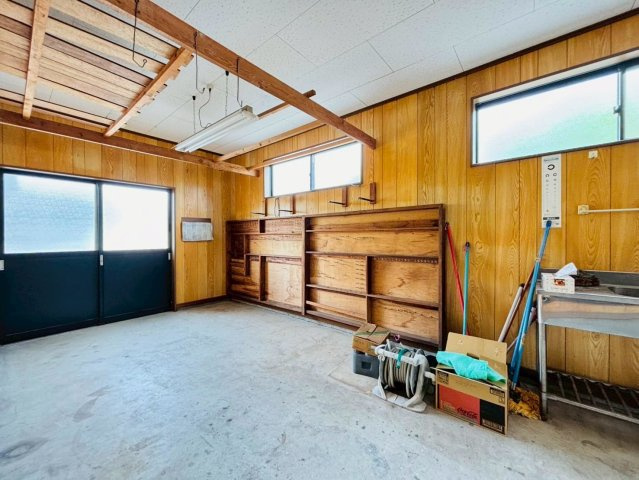 中古戸建　大垣市三塚町　平成12年築のその他|作業場