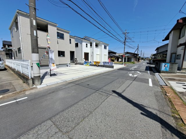 新築　前橋市広瀬町第3　Liveie Garden.S　１号棟の前面道路含む現地写真|現地写真　現地写真　南東側接道幅員約6ｍ　