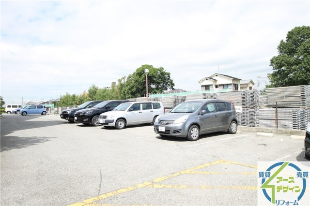 ボヌール有瀬の駐車場|カースペースがあります