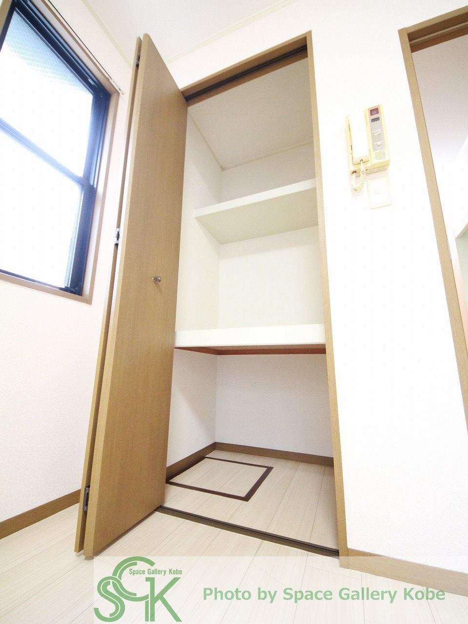 リバービュー垂水の収納|※お部屋により仕様が異なる場合があります。