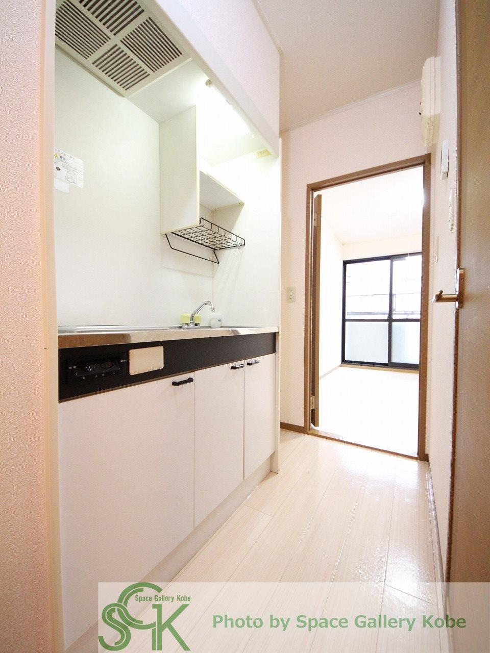 リバービュー垂水のキッチン|※お部屋により仕様が異なる場合があります。