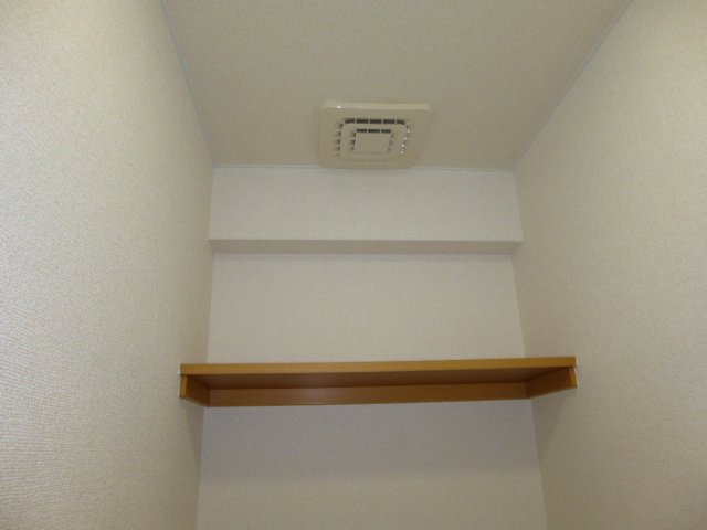 Ｔ－ＳＡＩＳＯＮ倉敷のトイレ|トイレ収納棚