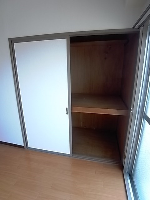 ドミトリー甲子園の収納