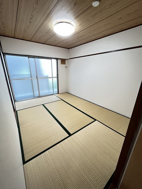 鳴尾ハイツ（若草町）の和室