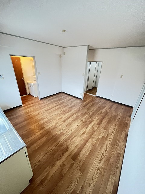 鳴尾ハイツ（若草町）の居間・リビング