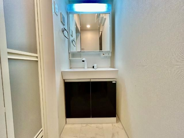 ソラール楓Ｂの独立洗面台