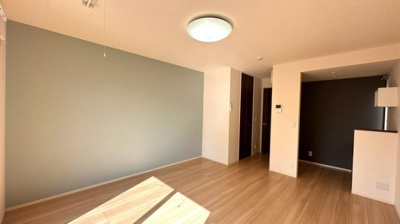 【居間・リビング】 | メゾンラフィーネ