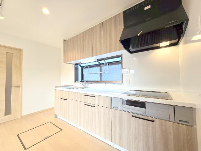 羽村市羽西１丁目中古戸建のキッチン