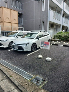 【駐車場】