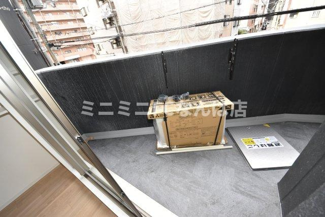 セレニテ難波ミラク参番館のバルコニー