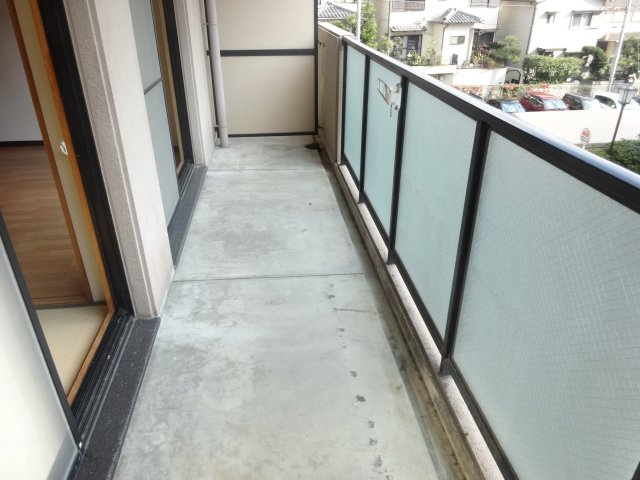 パセオ清荒神のバルコニー