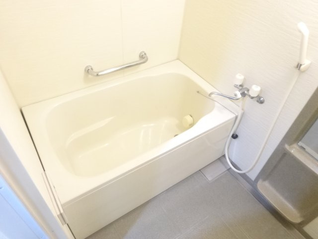 パセオ清荒神の浴室