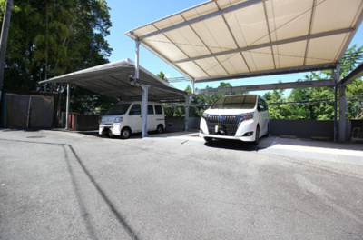 【駐車場】 | リエス南千里 | 駐車場★