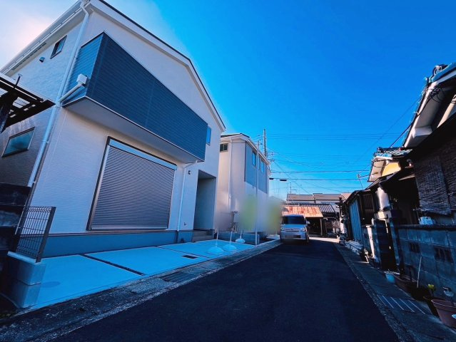 太秦藤ケ森町５期２号地の前面道路含む現地写真|２号地　北側前道幅員約４ｍ＆間口広々約８.０３ｍ！