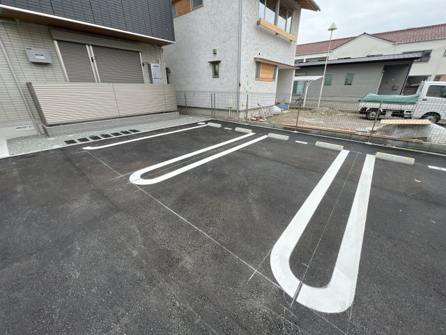 ルグラン龍野の駐車場