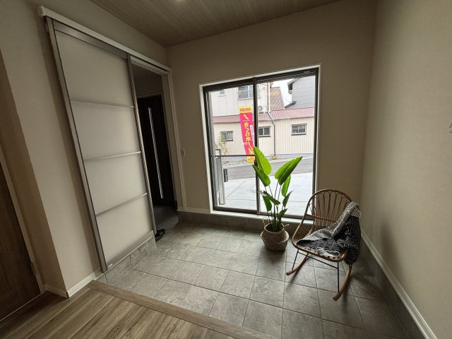 【居間・リビング】の画像