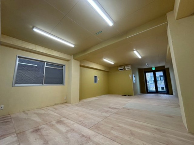 【内装】 | パンブロス１３