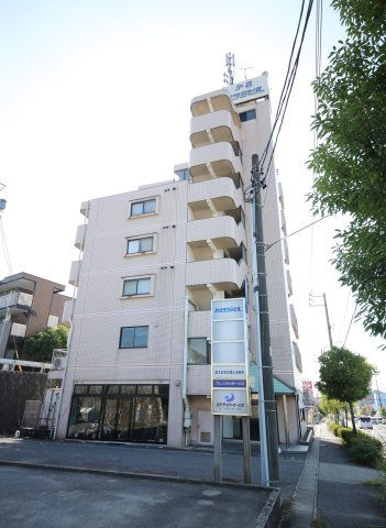 第8タツミビルの外観パース