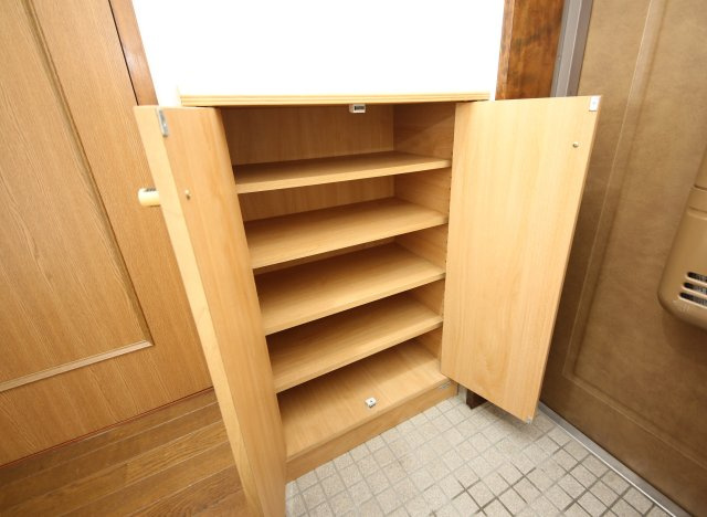 第8タツミビルの収納