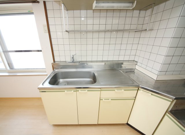 第8タツミビルのキッチン