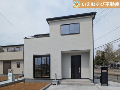 【外観】 | Livele Garden.S　深谷稲荷町北第2 | 【完成済み】落ち着いた色合いがおしゃれな飽きのこない外観！
ゆっくりご内覧いただけますのでぜひ一度現地をご覧ください！夢が膨らみます♪