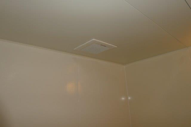 ラ・ペジーブルの浴室|浴室換気扇