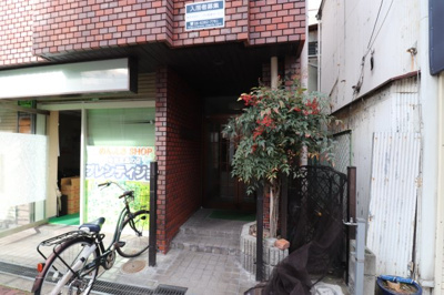 【エントランス】 | シャトル中宮