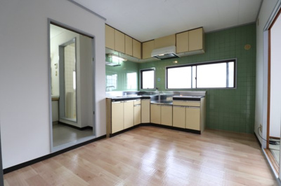 【居間・リビング】 | シャトル中宮