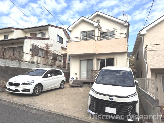 横浜市磯子区洋光台1丁目の外観|【外観】
外観も気になるポイント：南向きの物件です。新生活を迎える際は、4LDKの物件はいかがでしょうか。前面道路6m以上は確保しているので車の出し入れもラクラクです。