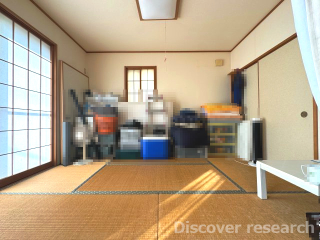 横浜市磯子区洋光台1丁目の和室|部屋の隅々に明るい光が満ちる、多面採光で明るい和室。明るい日差しがあれば、気分もいつもごきげんで温かい空間が生まれます。