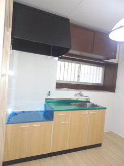 【キッチン】 | 宝塚市平井山荘2の8　中古一戸建て