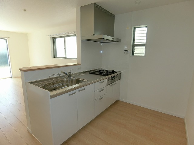 笠屋町戸建B棟のキッチン