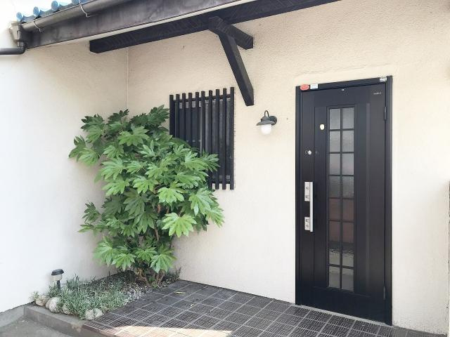 緑町戸建ての玄関|毎日通る玄関はこちらです