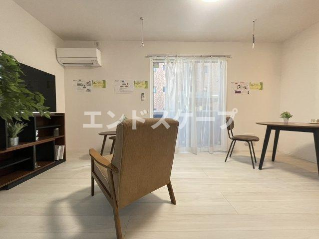 クロッシア住吉町の居間・リビング|高崎、前橋エリアのお部屋探しはエンドスケープまで！お客様の理想お聞かせ下さい♪