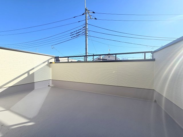 青梅市新町1丁目　全1棟のバルコニー