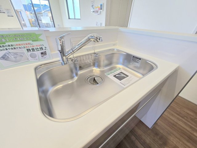 青梅市新町1丁目　全1棟のキッチン