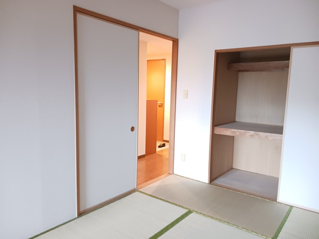 フォレストコートの和室